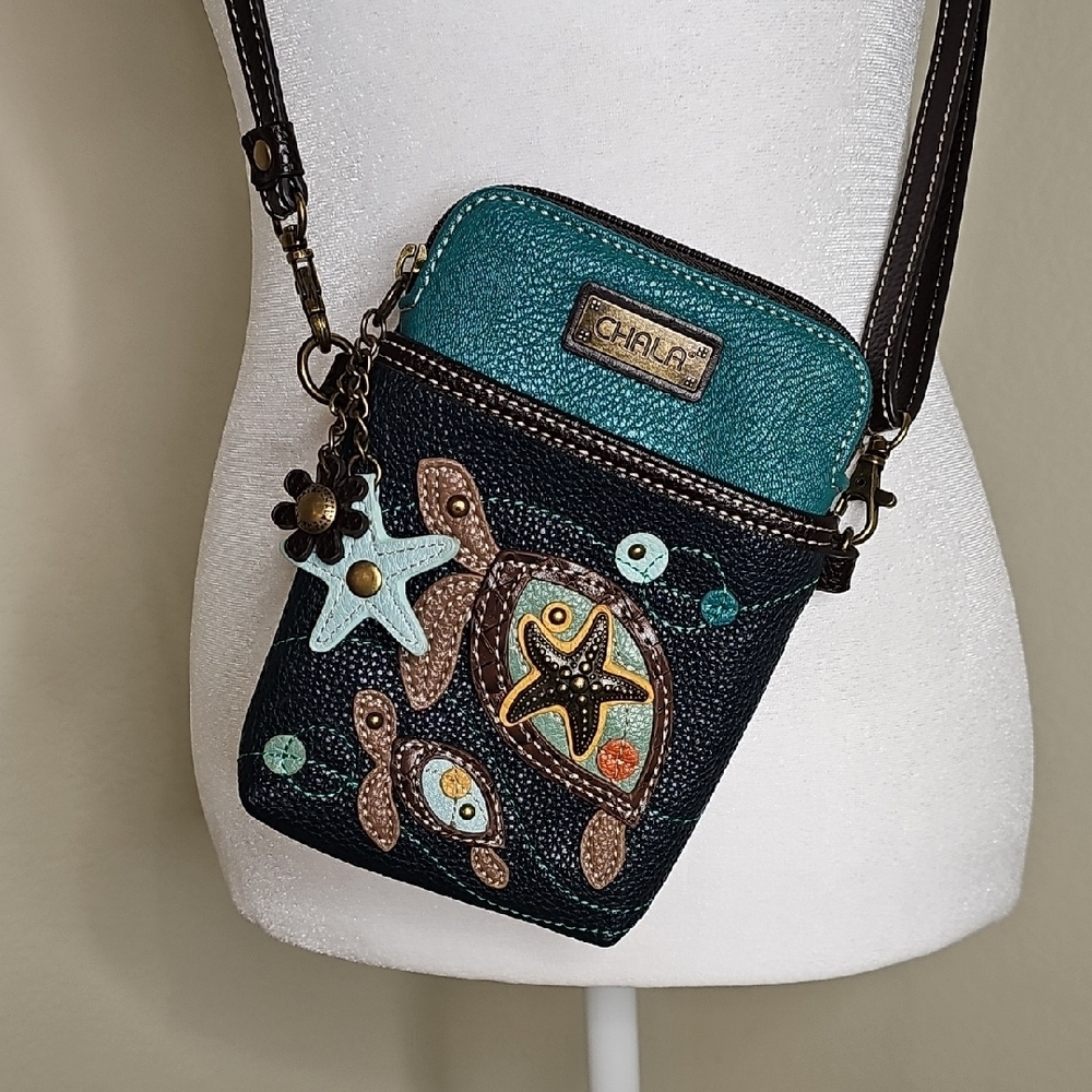 Chala Swimming Turtles with Starfish Crossbody Vegan Leather Bag - Picture 7 of 13